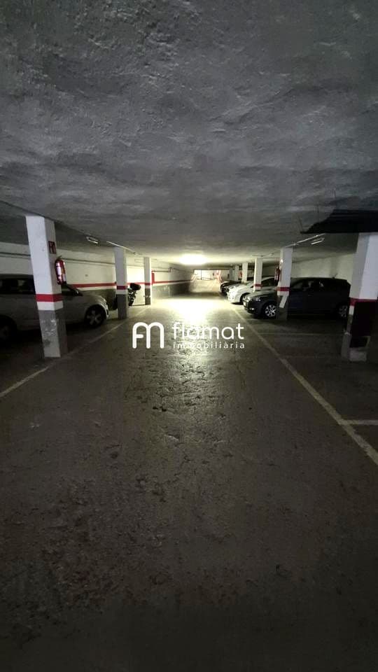 Parking en venta en Calle Felipe II 4