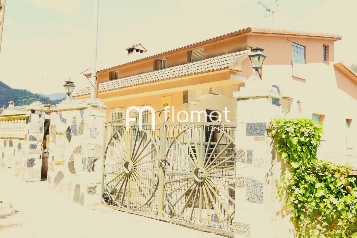 CASA EN VENTA EN MASSANES