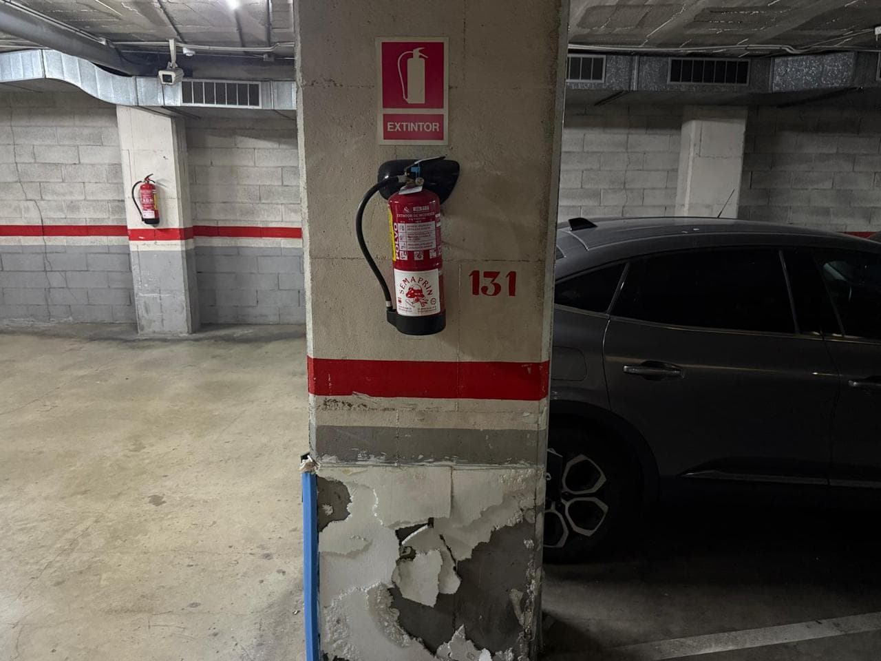 PLAZA DE PARKING 4