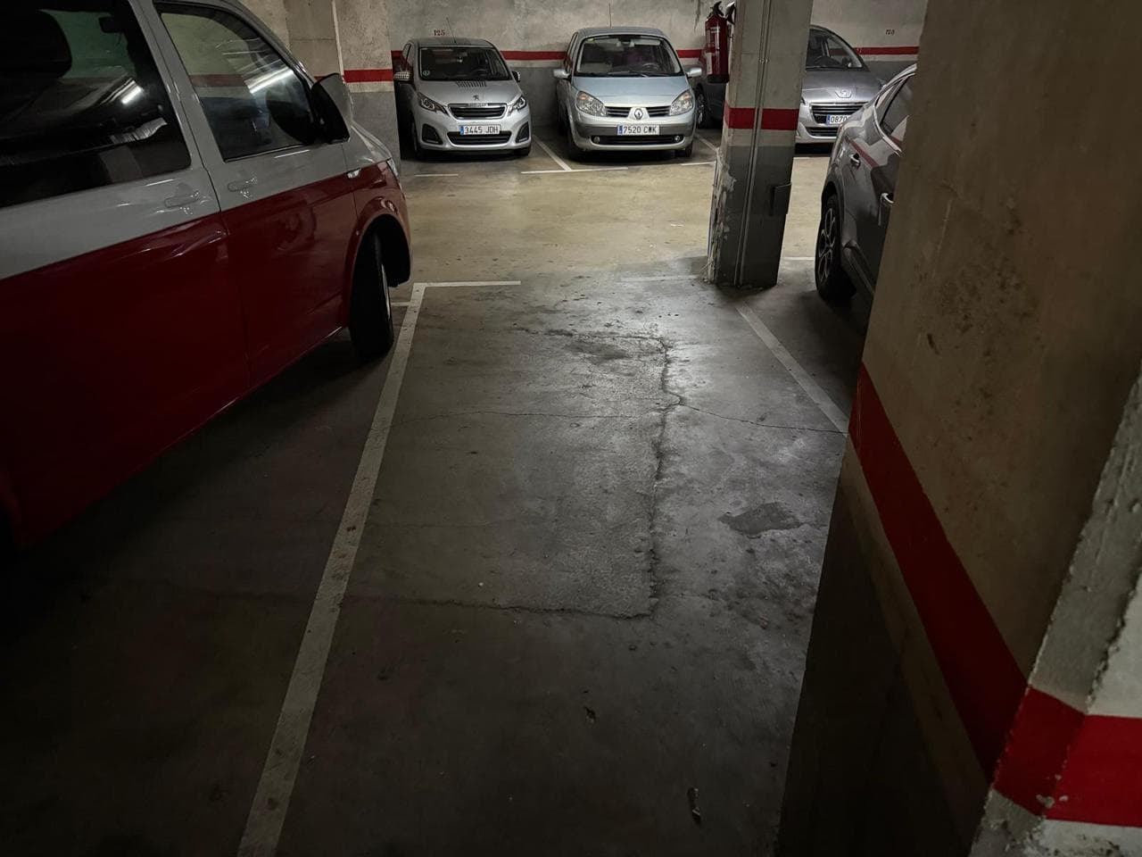 PLAZA DE PARKING 2