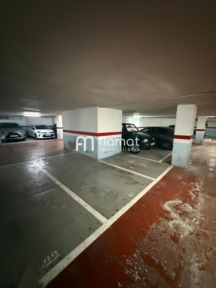 ALQUILER PLAZA COCHE Y MOTO 4